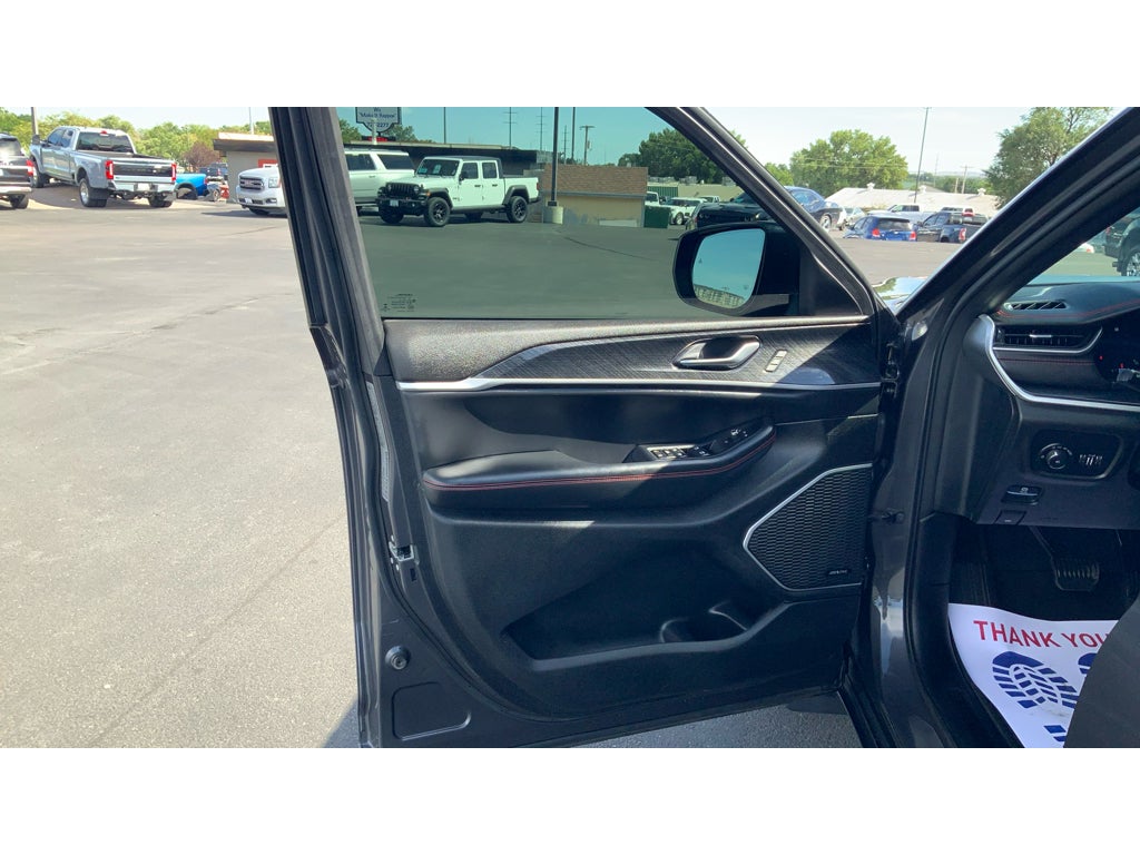 2022 Jeep Grand Cherokee Trailhawk