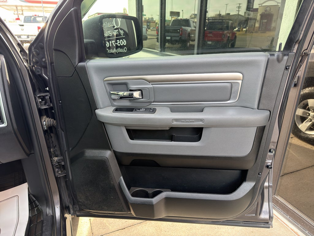 2020 RAM 1500 Classic SLT