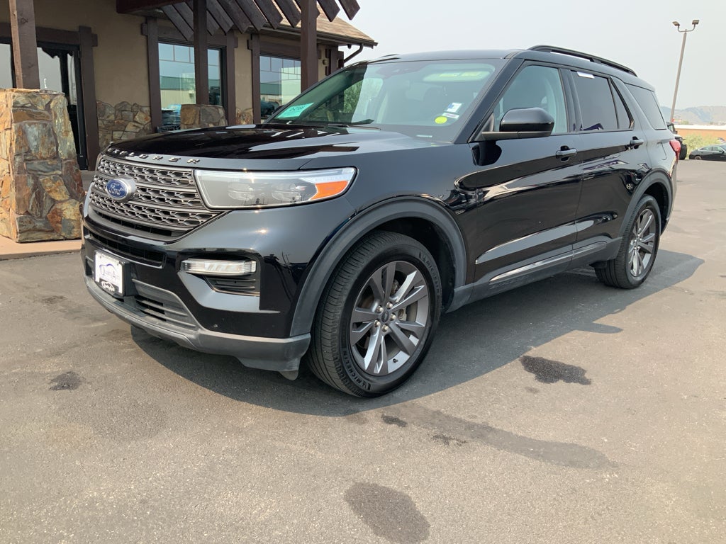 2023 Ford Explorer XLT