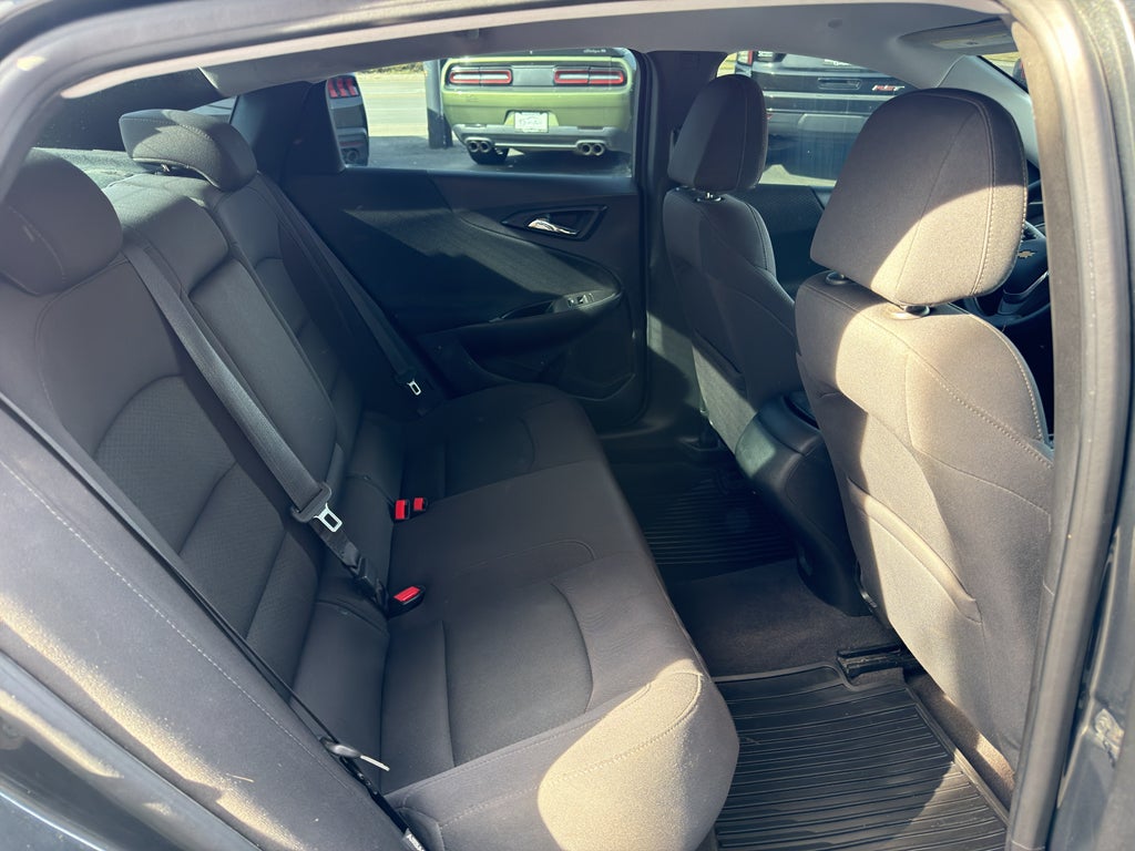 2017 Chevrolet Malibu LS