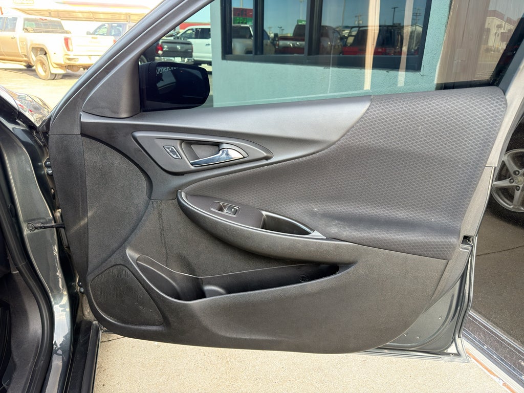 2017 Chevrolet Malibu LS