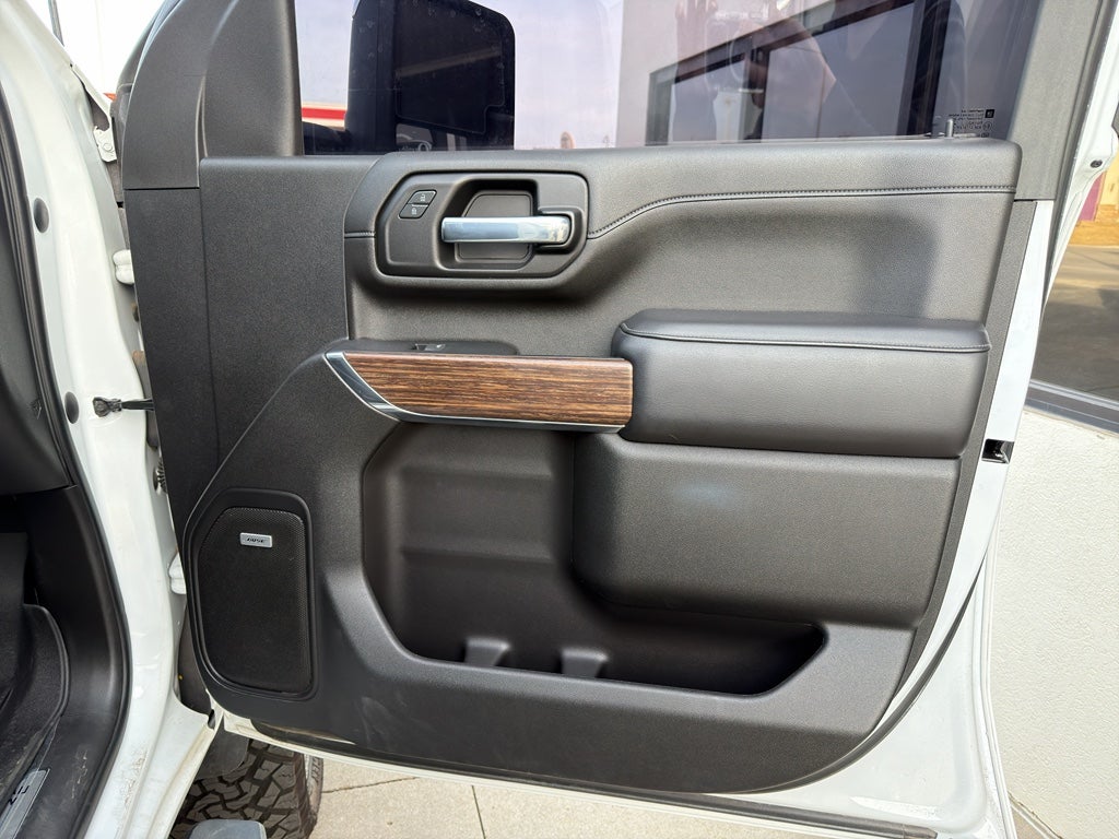 2022 Chevrolet Silverado High Country