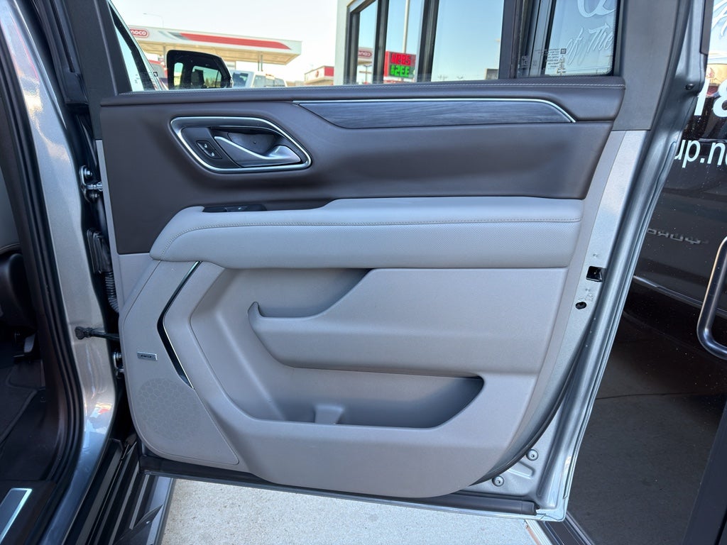 2022 GMC Yukon XL SLT