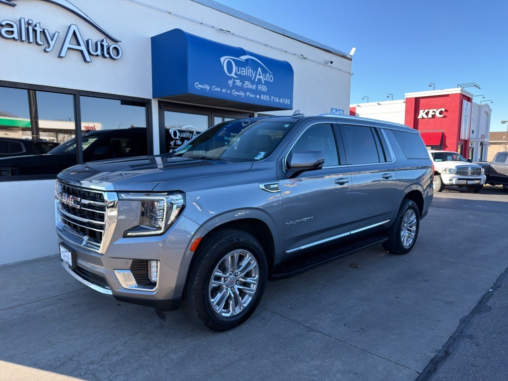 2022 GMC Yukon XL SLT