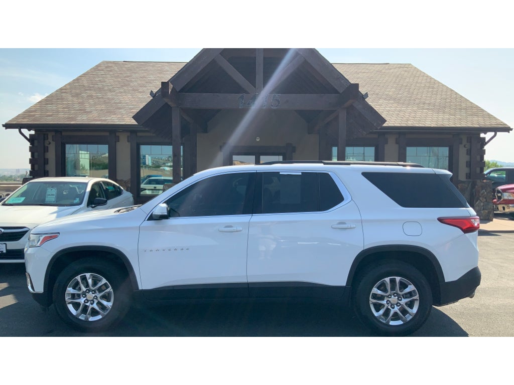 2021 Chevrolet Traverse LT Cloth
