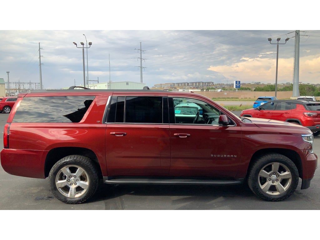 2016 Chevrolet Suburban LT