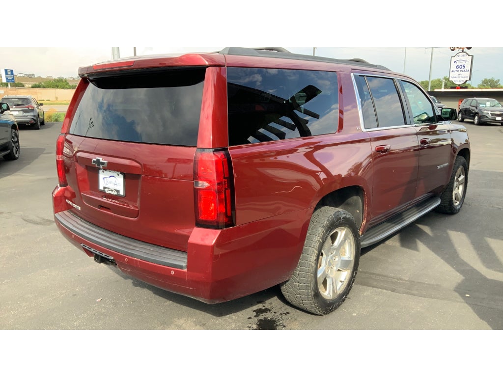2016 Chevrolet Suburban LT
