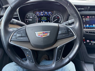 2017 Cadillac XT5 Platinum AWD