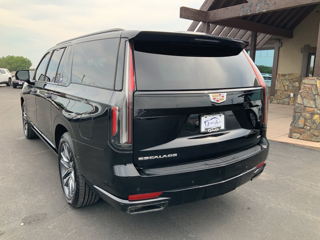 2022 Cadillac Escalade ESV Sport Platinum