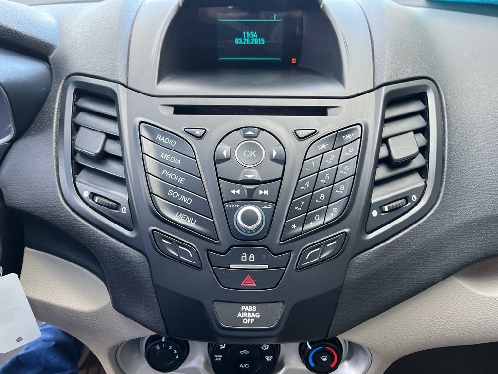 2015 Ford Fiesta SE