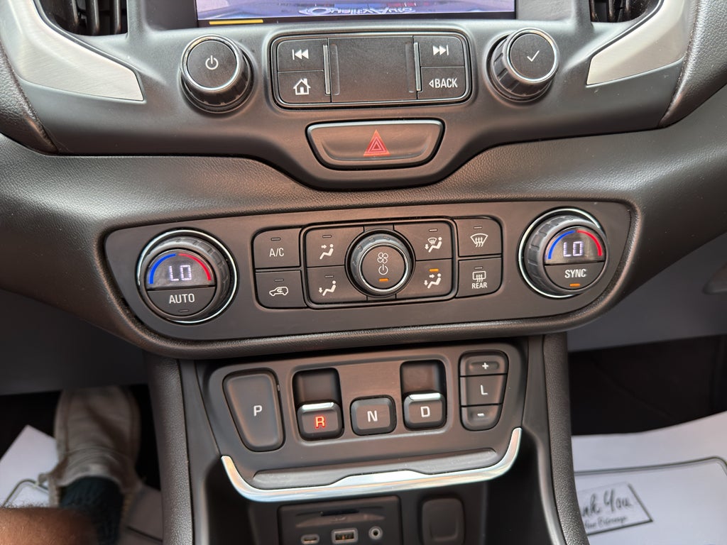 2020 GMC Terrain SLT