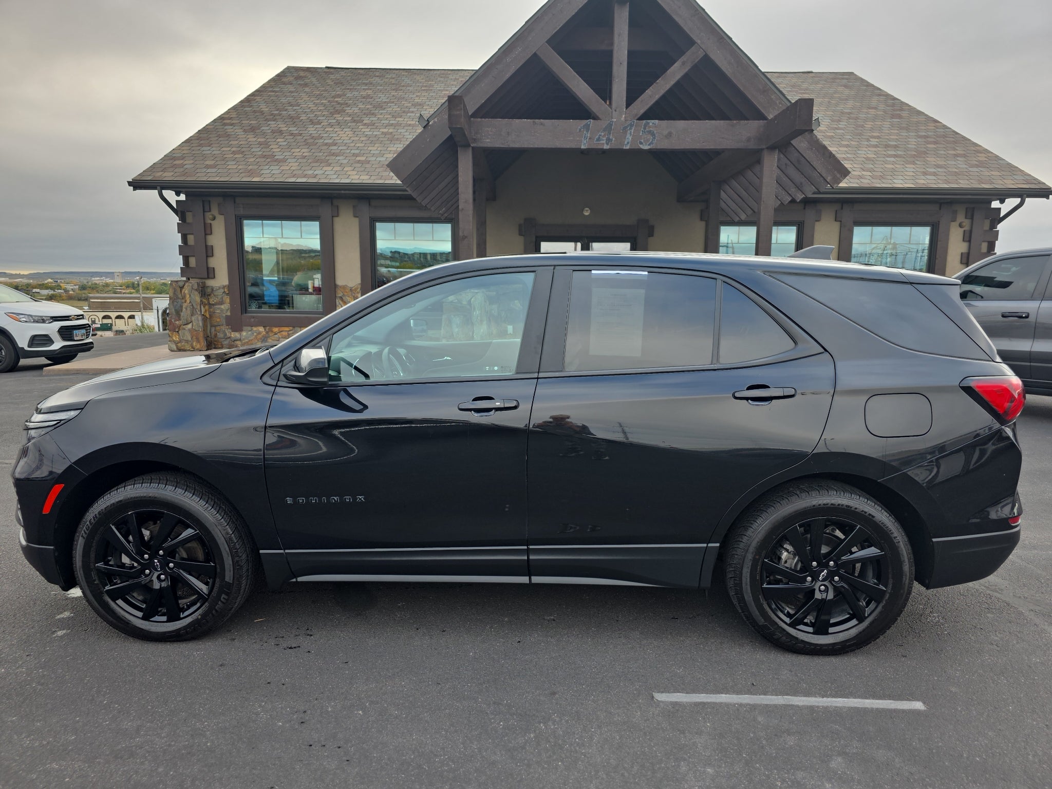 2023 Chevrolet Equinox LS