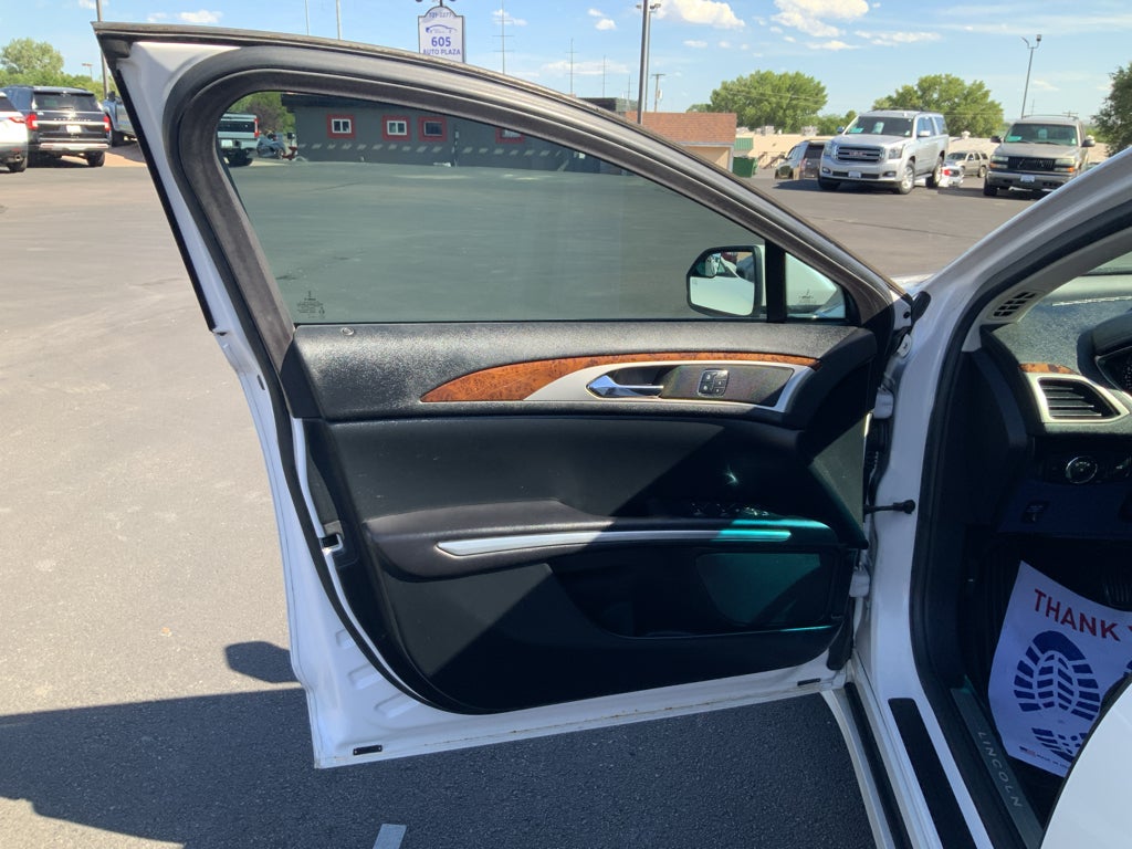 2016 Lincoln MKZ Base
