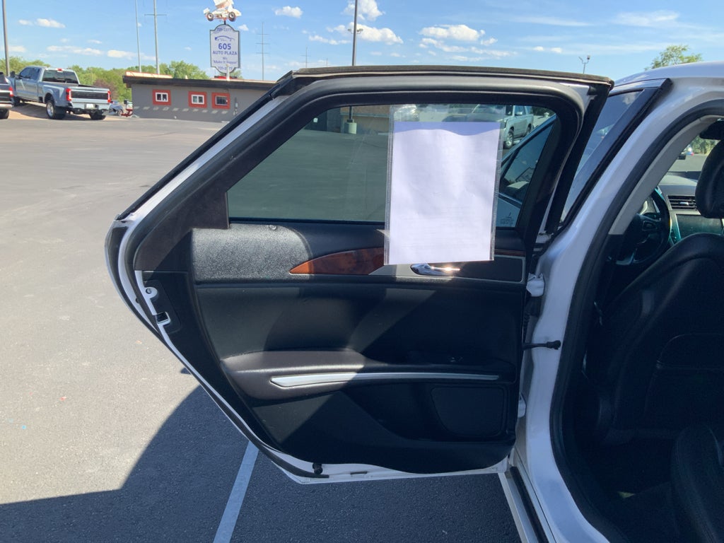 2016 Lincoln MKZ Base