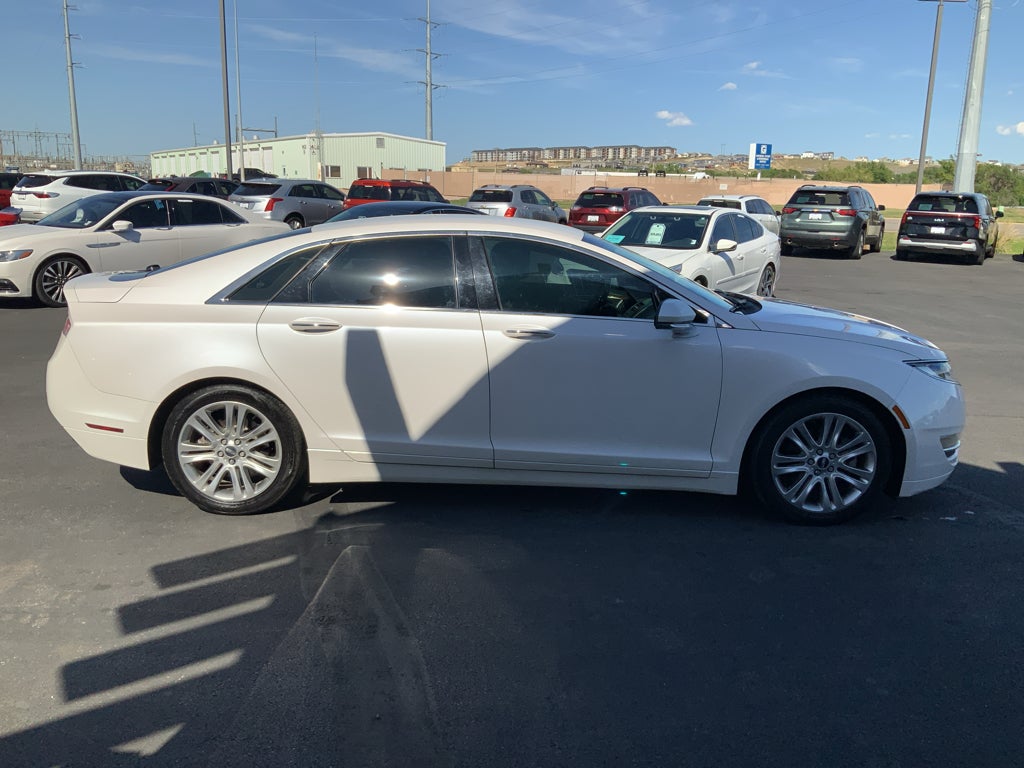 2016 Lincoln MKZ Base
