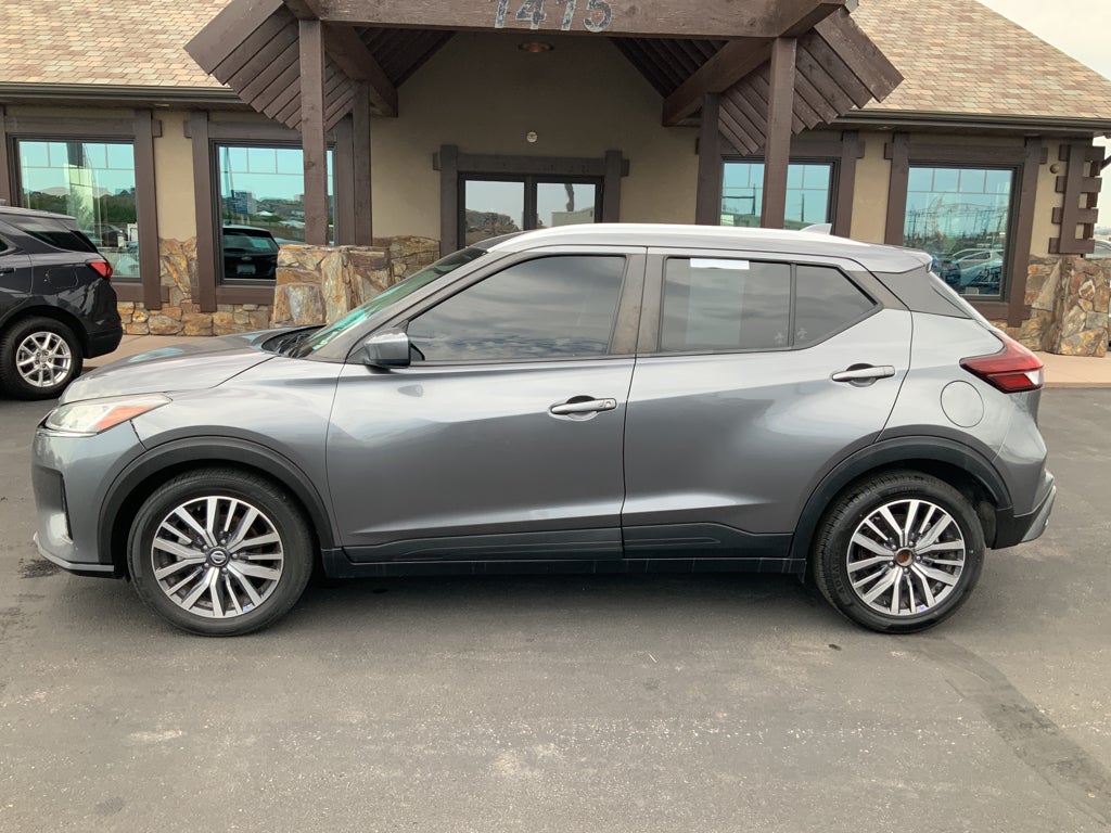 2021 Nissan Kicks SV
