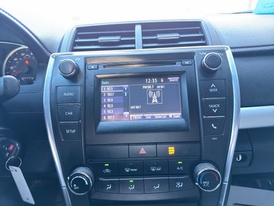 2017 Toyota Camry SE