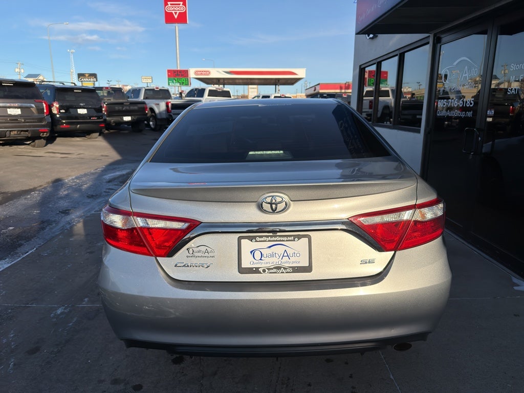 2017 Toyota Camry SE