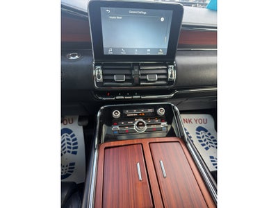 2018 Lincoln Navigator Select