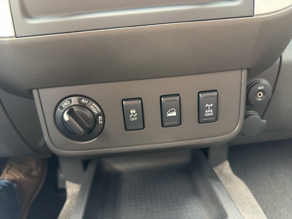 2012 Nissan Xterra PROX4