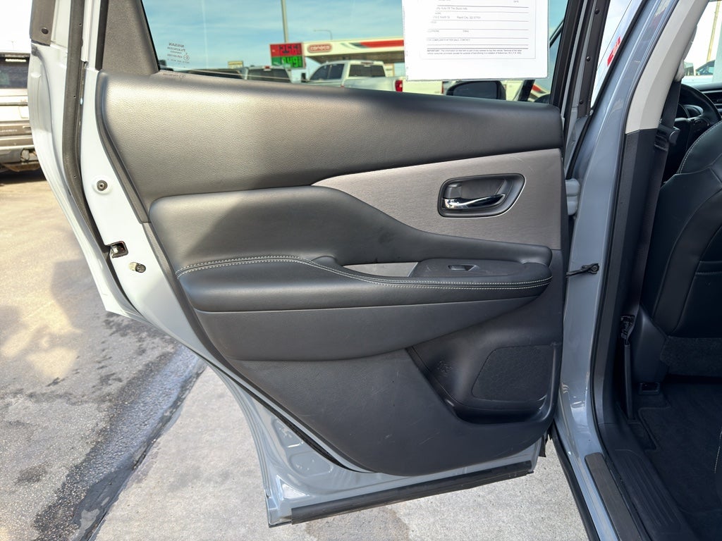 2022 Nissan Murano SV