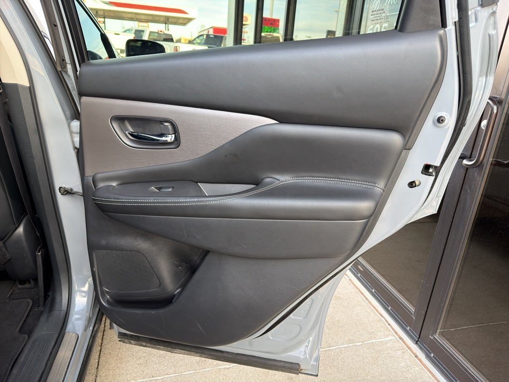 2022 Nissan Murano SV