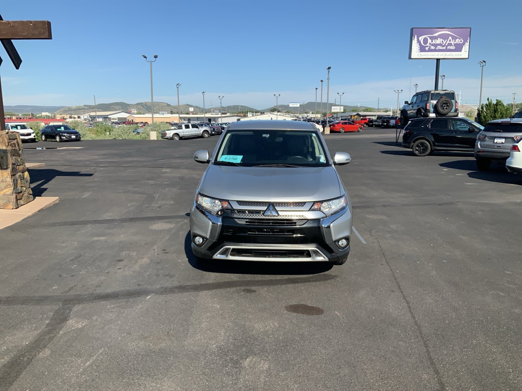 2020 Mitsubishi Outlander SE