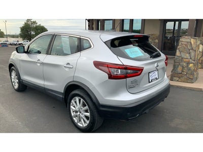 2021 Nissan Rogue Sport SV