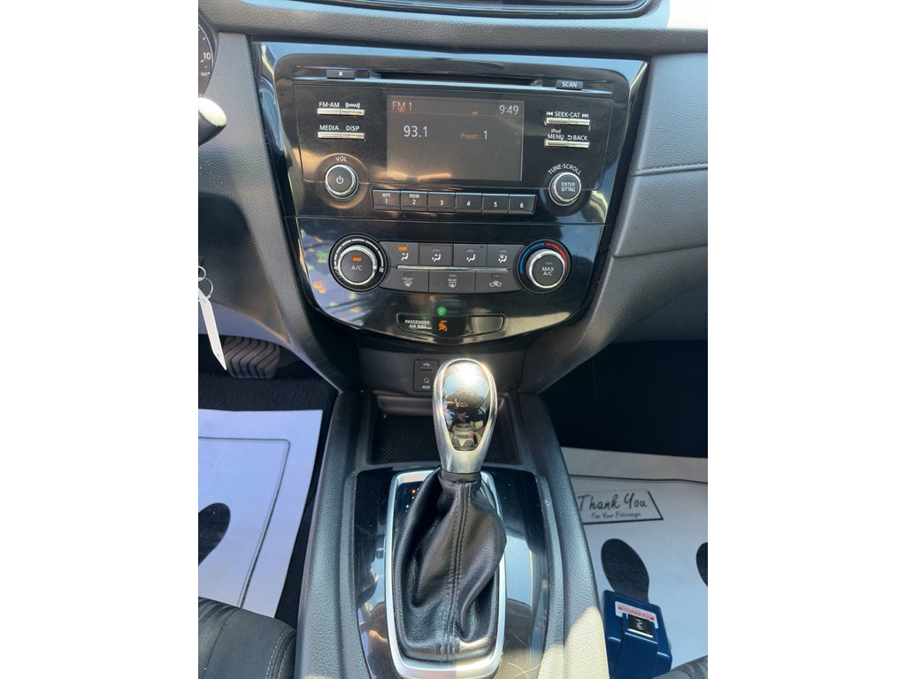 2017 Nissan Rogue S