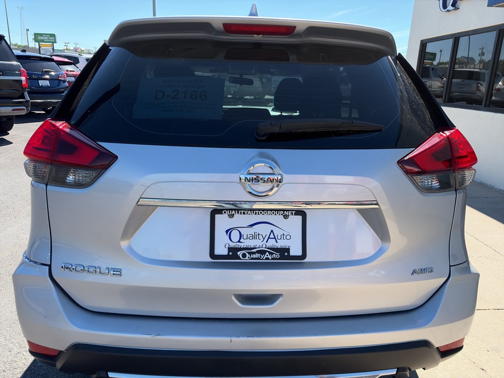 2017 Nissan Rogue S