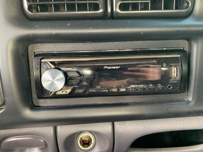 1998 Dodge Ram Pickup Base