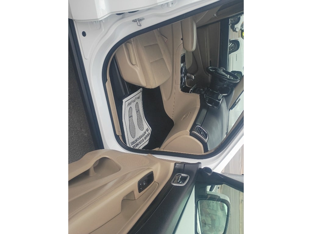 2022 Jeep Grand Cherokee WK Laredo E