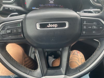 2023 Jeep Grand Cherokee Laredo