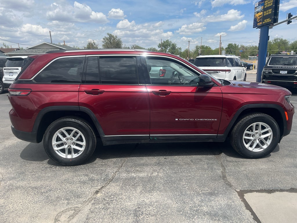 2023 Jeep Grand Cherokee Laredo
