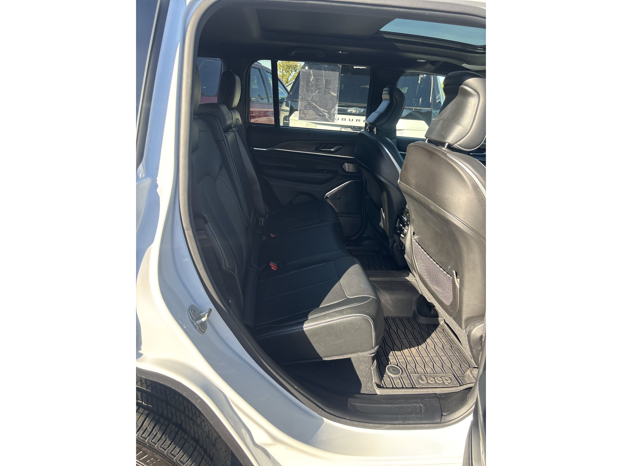 2023 Jeep Grand Cherokee Overland