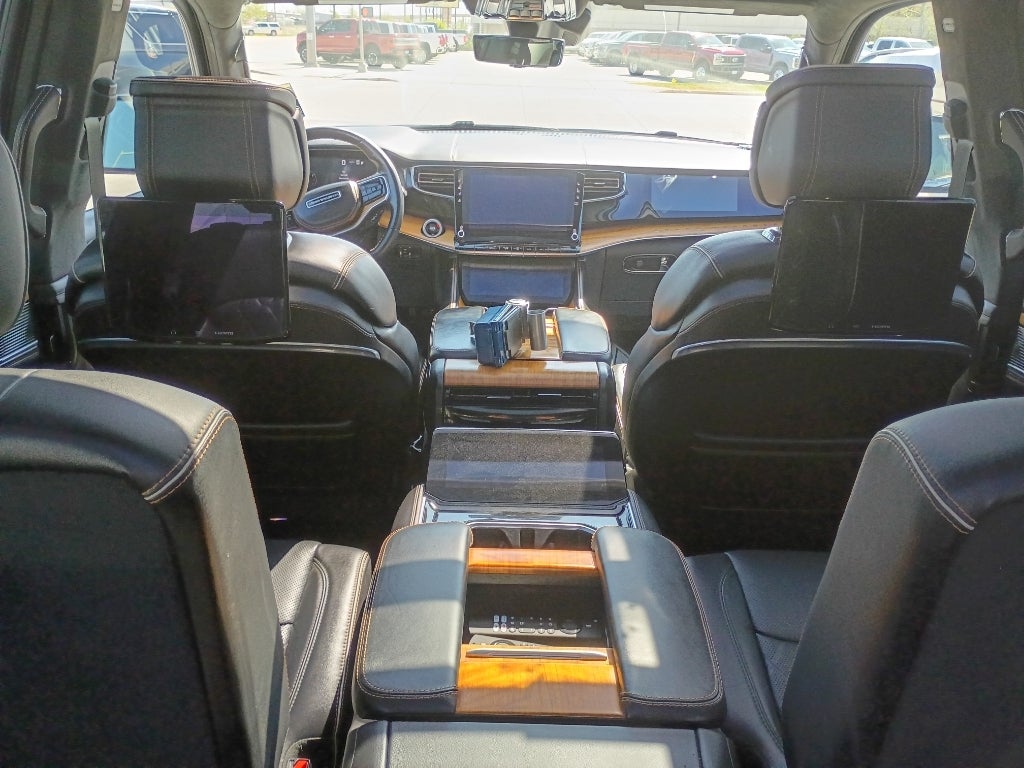 2024 Jeep Grand Wagoneer Series III