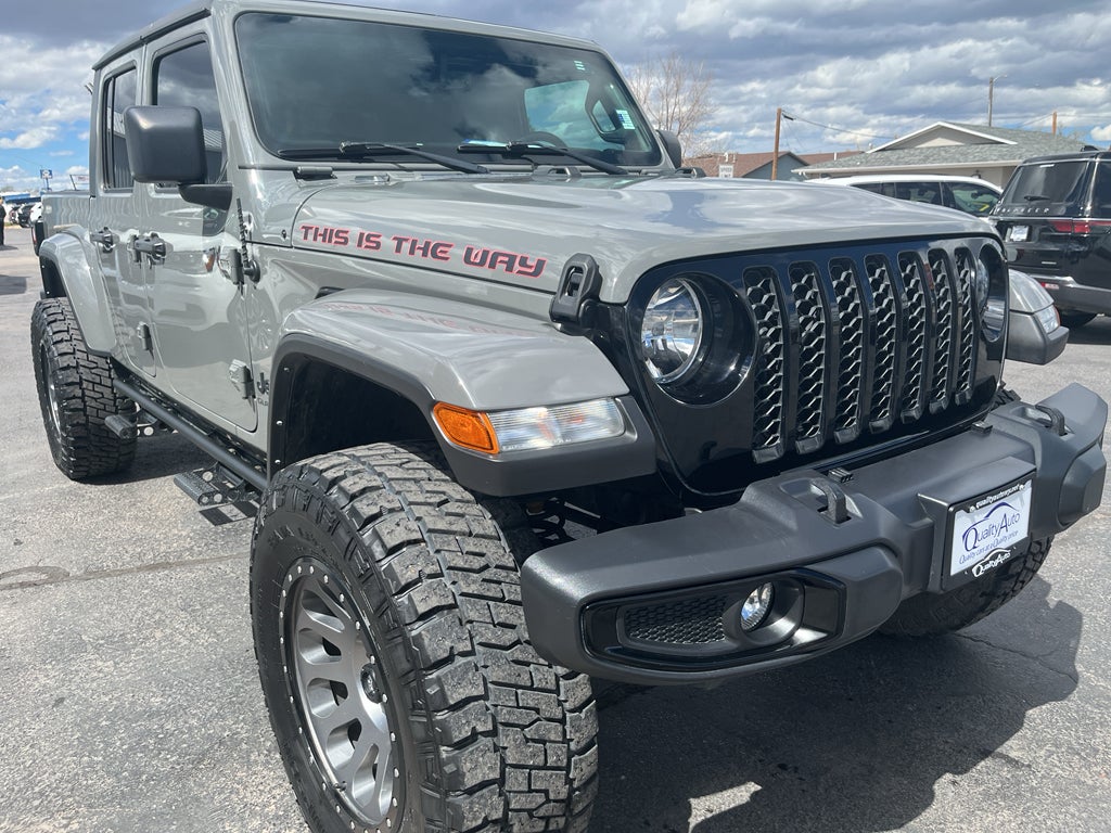 2022 Jeep Gladiator Sport
