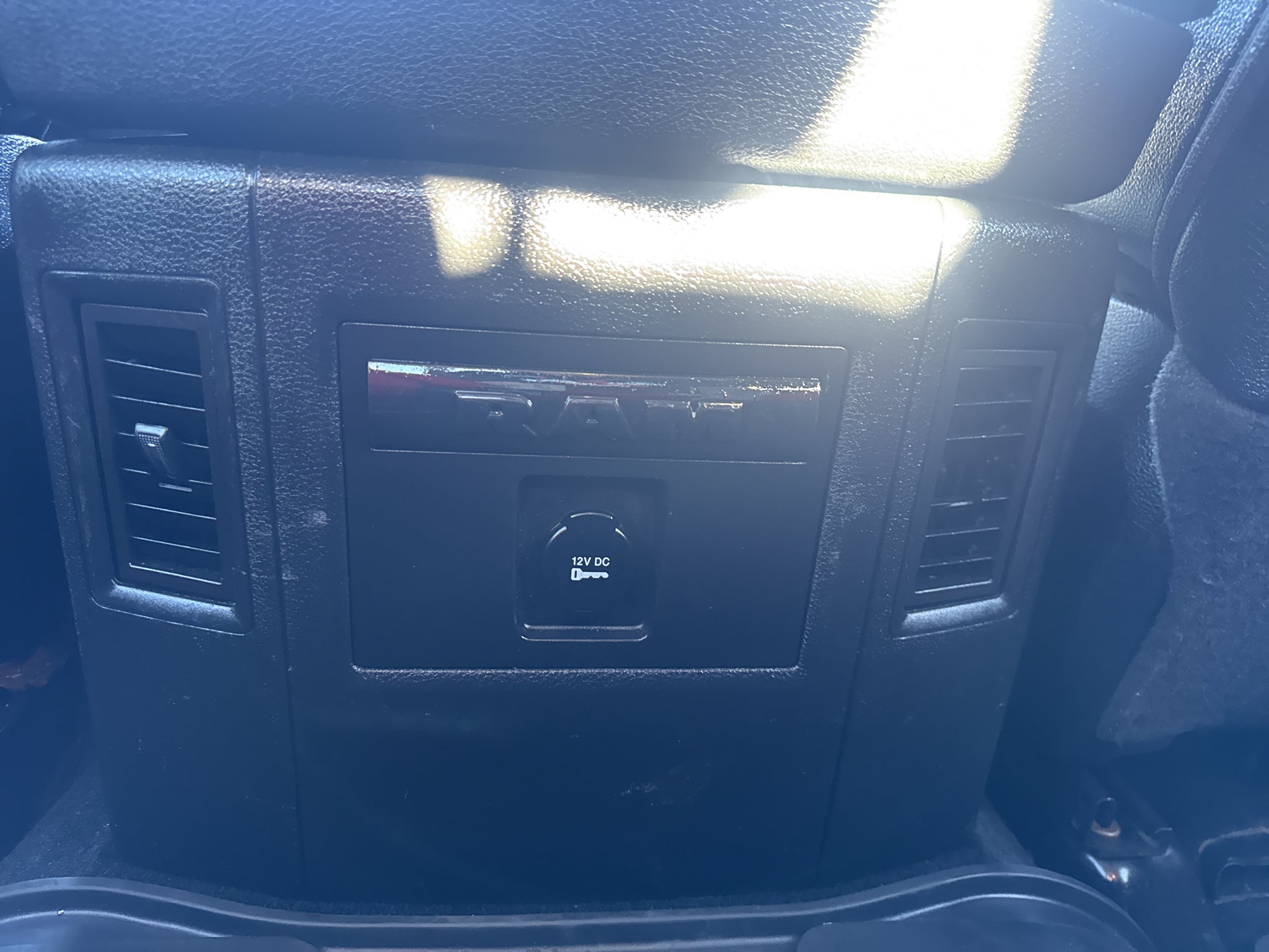 2016 RAM 1500 Sport