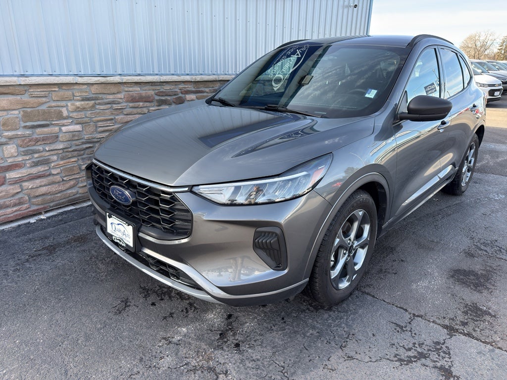 2023 Ford Escape ST Line