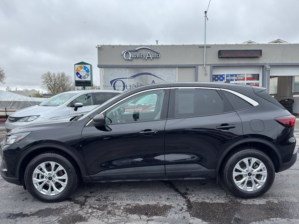 2023 Ford Escape