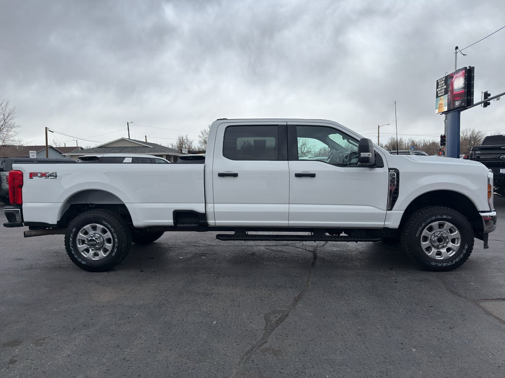 2024 Ford F-350 XLT