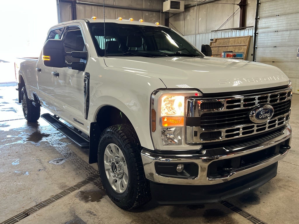 2024 Ford F-350 XLT
