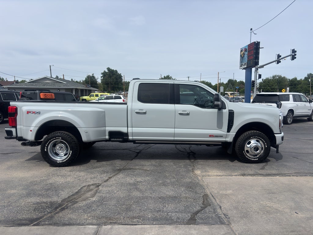 2025 Ford F-350 Platinum