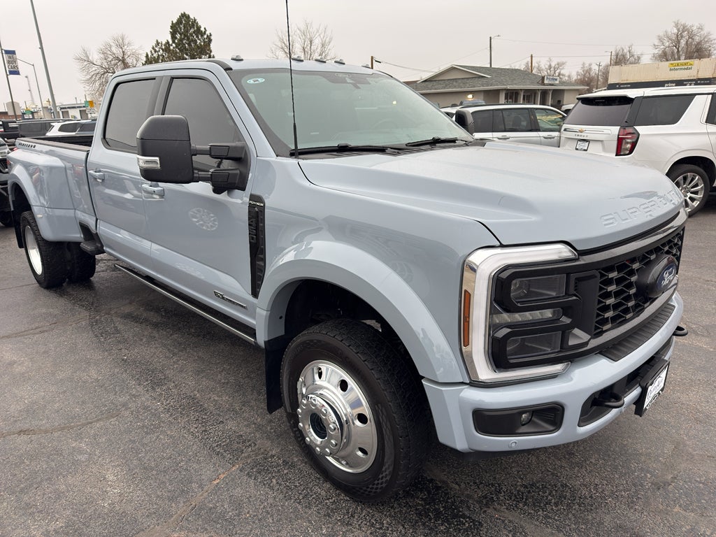2025 Ford F-450 Platinum