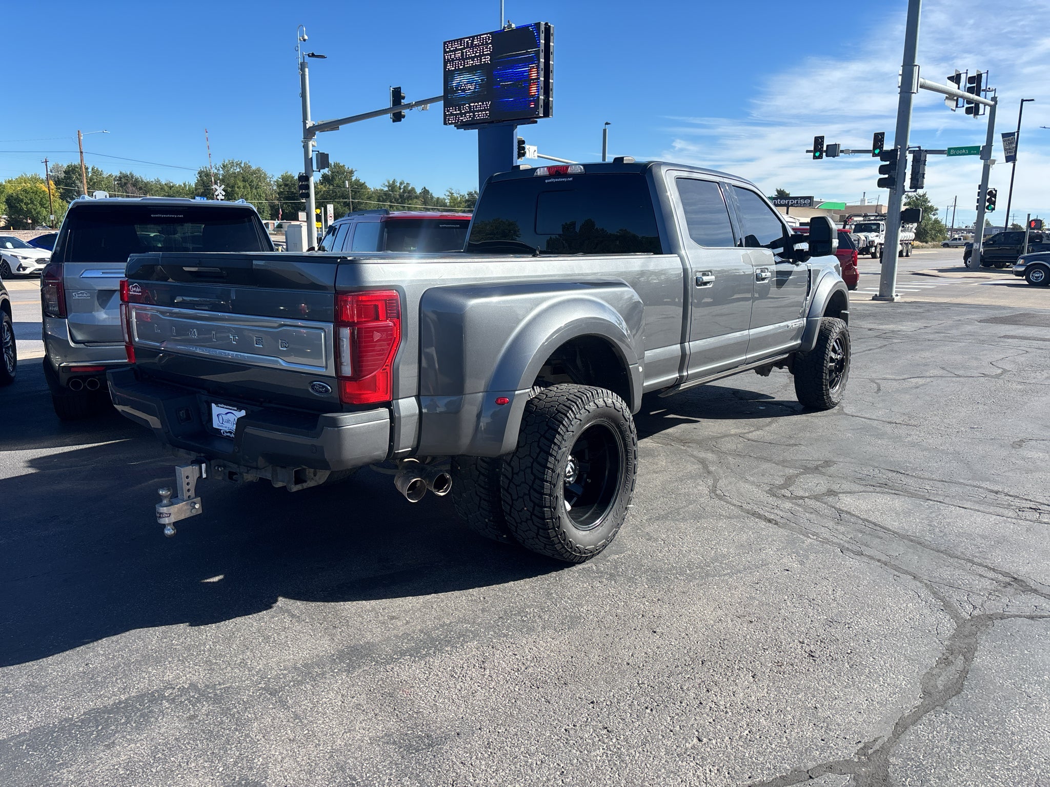 2022 Ford F-450 Limited