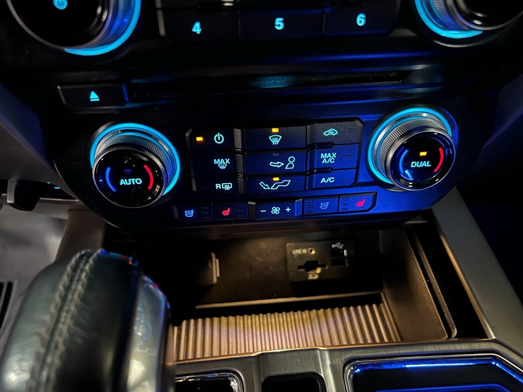 2015 Ford F-150 PLATINUM