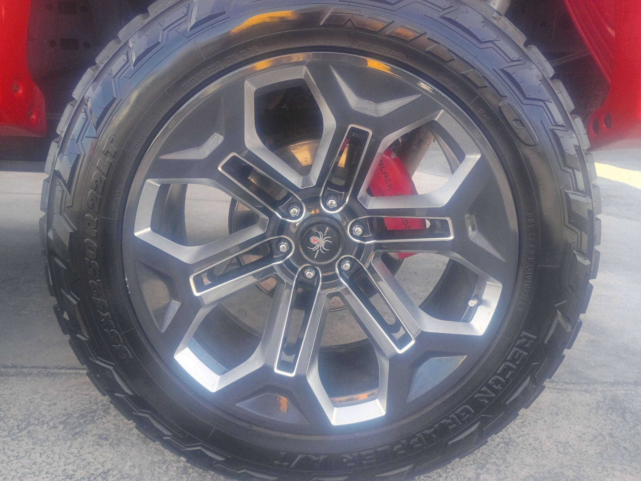 2022 Ford F-150 XLT BLACK WIDOW