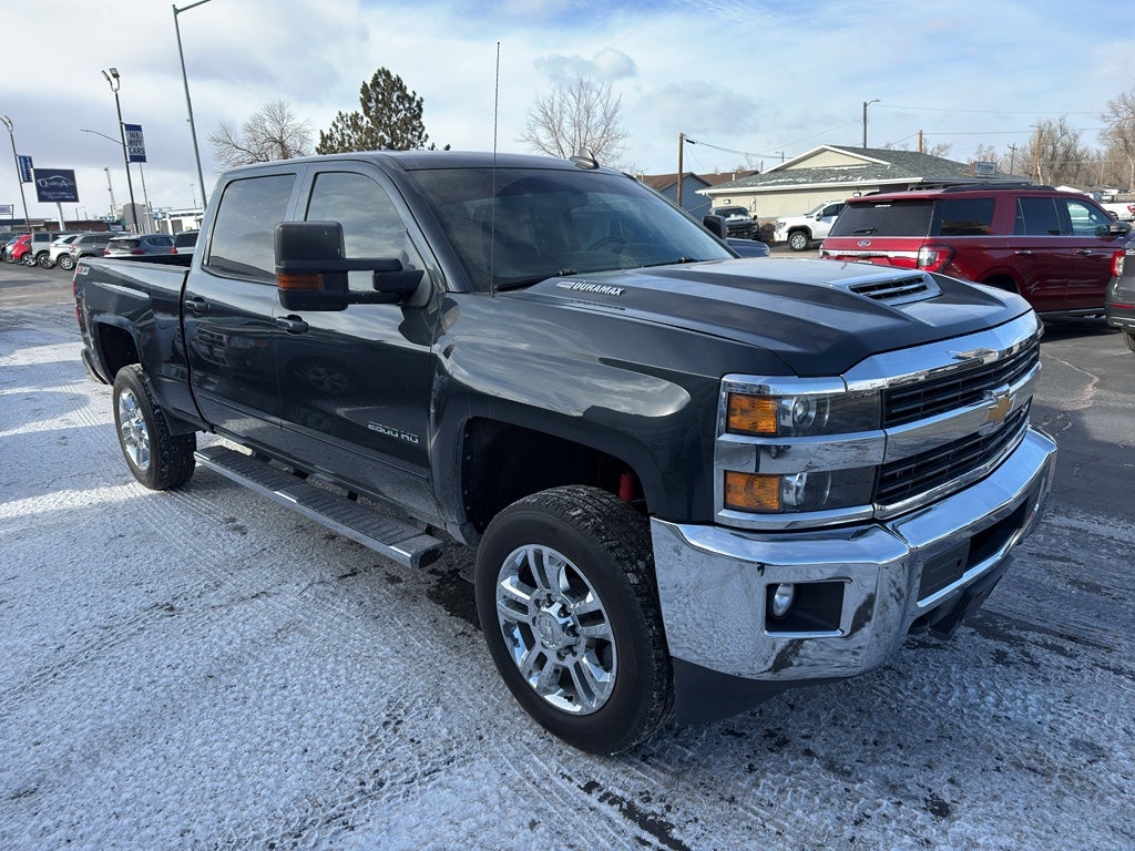 2017 Chevrolet Silverado LT