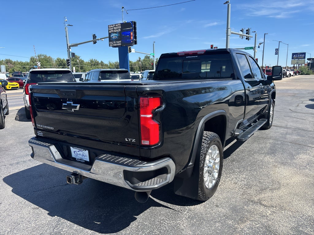 2025 Chevrolet Silverado LTZ