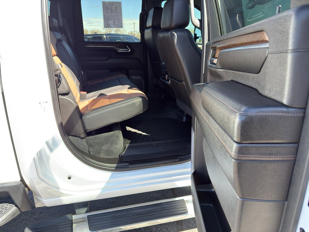 2024 Chevrolet Silverado High Country